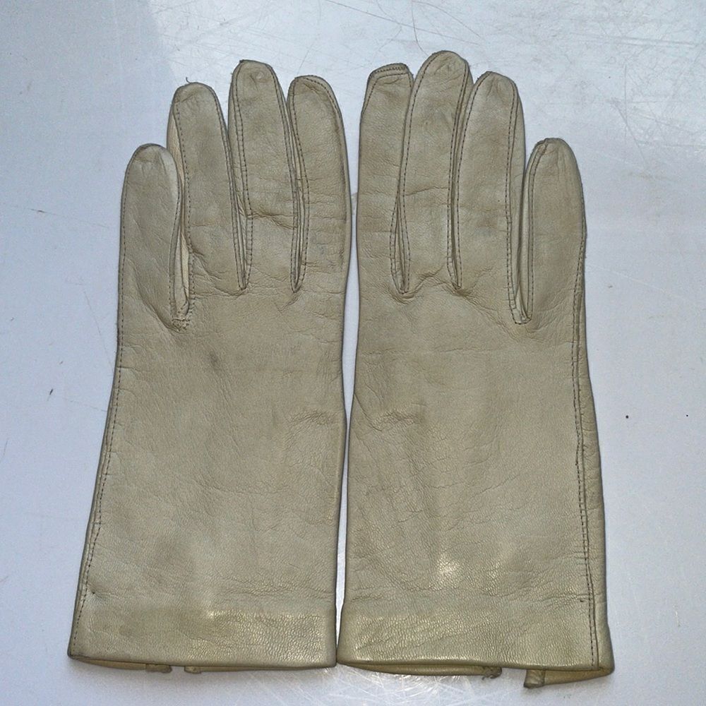 Vintage 50s/60s off‎ white leather gloves - size 6